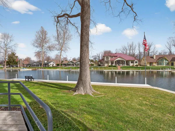 $595,000 | 12240 North Mariposa Drive, Syracuse, IN 46567