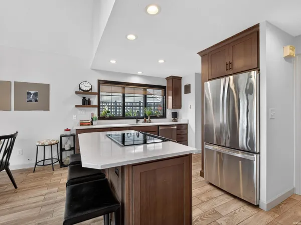 $595,000 | 12240 North Mariposa Drive, Syracuse, IN 46567