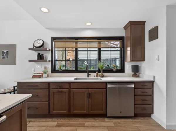 $595,000 | 12240 North Mariposa Drive, Syracuse, IN 46567