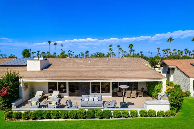 front view of house with a yard