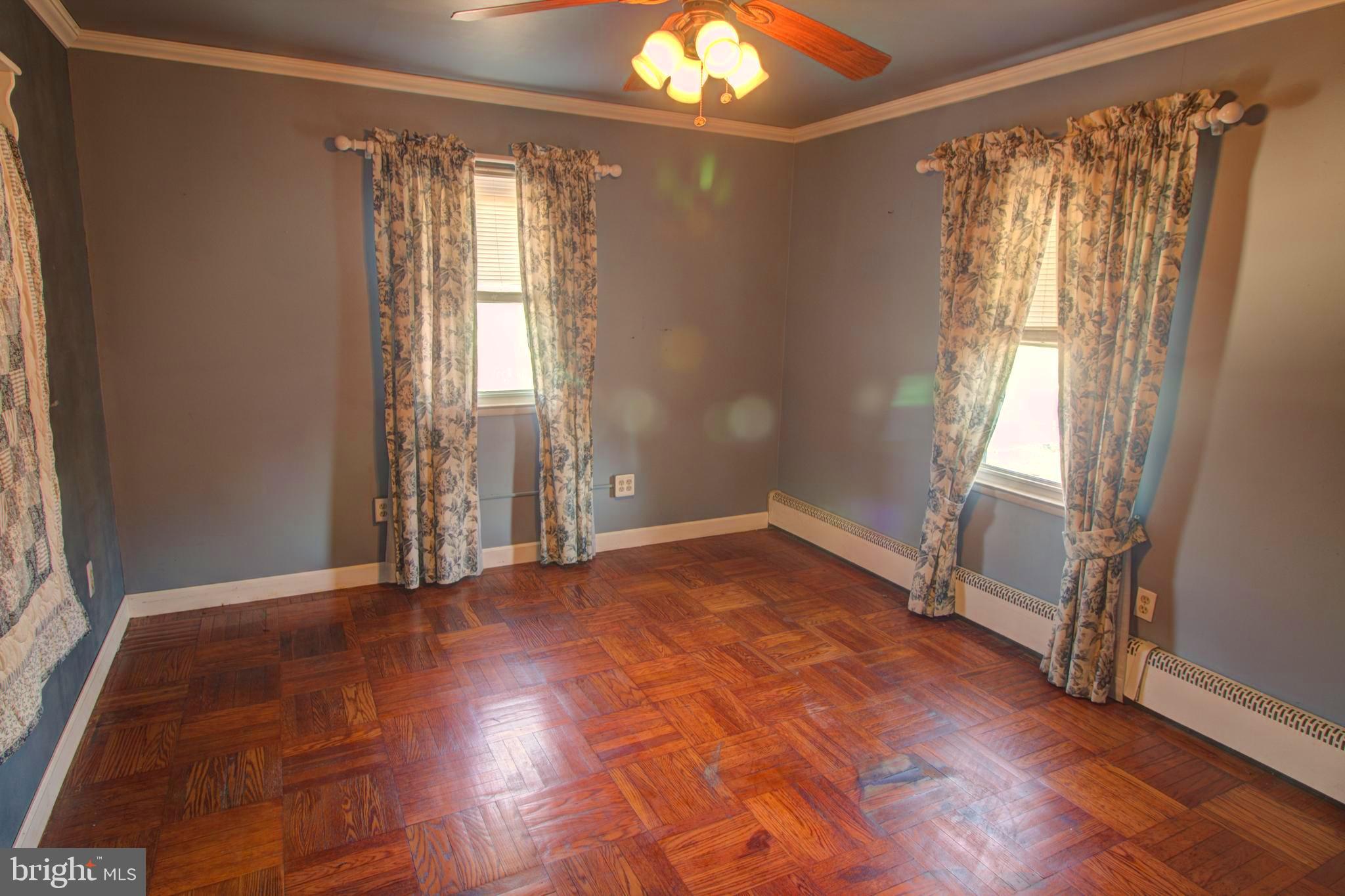 5805 Oakland Road Baltimore, MD 21227 - Photo 19 of 36 bedroom
#1