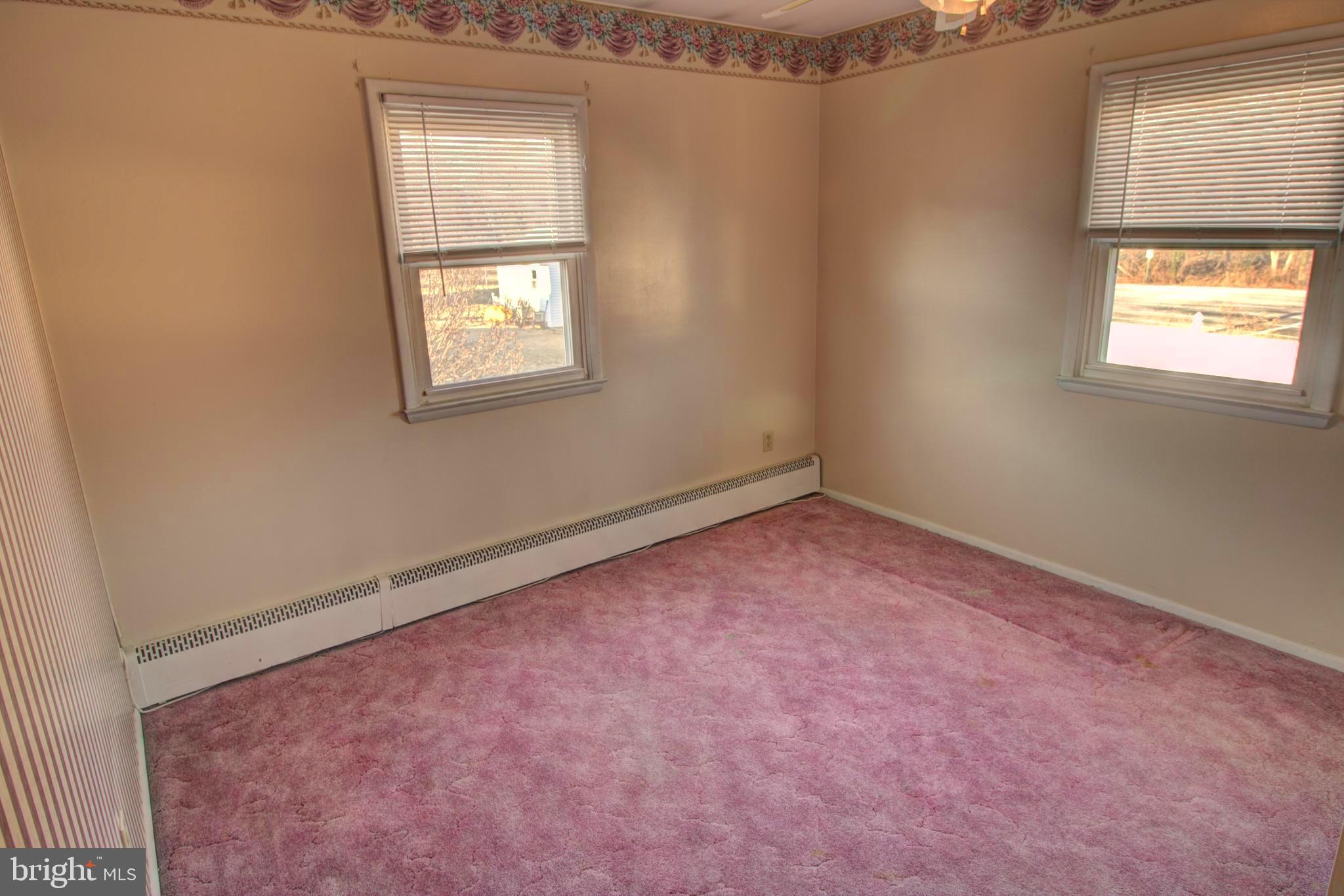 5805 Oakland Road Baltimore, MD 21227 - Photo 21 of 36 bedroom
#2