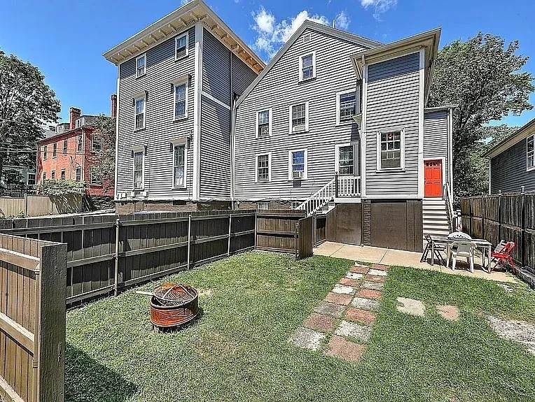 17 Thayer Street, Unit 2 Providence, RI 02906 - Photo 2 of 11