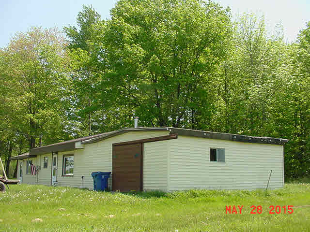 2035 West Townline 16 Road Pinconning, MI 48650 - Photo 2 of 14 Gallery Image 2