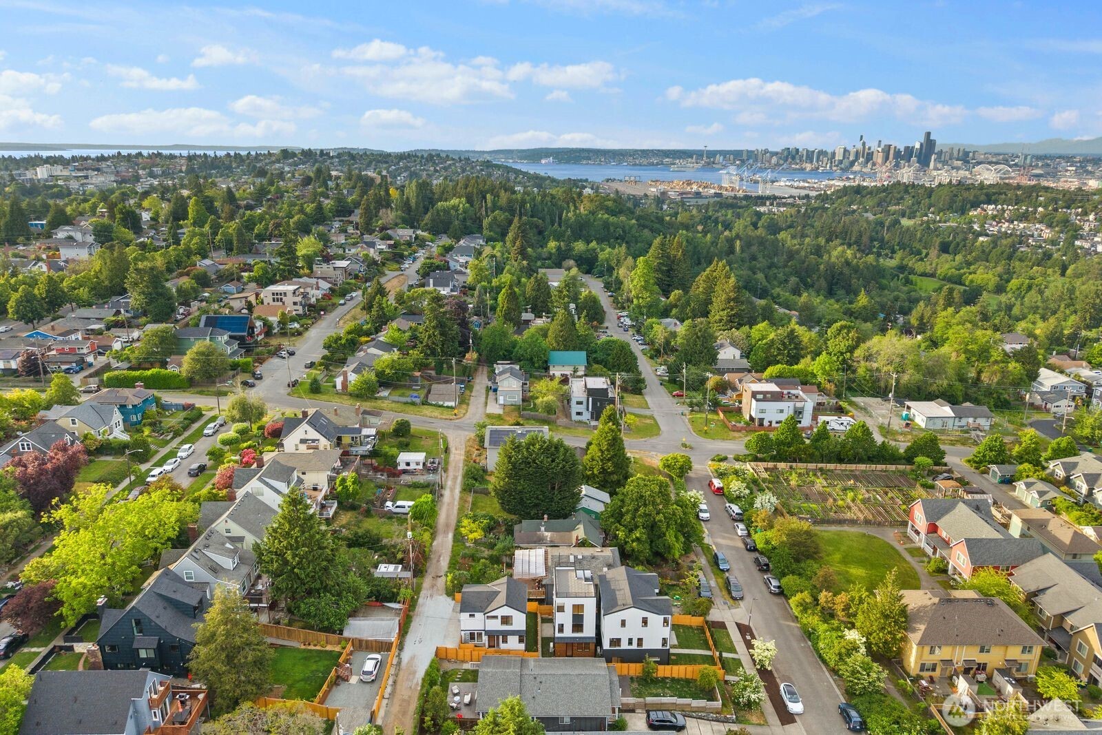 5921 32nd Avenue Southwest Seattle, WA 98126 - Photo 35 of 37
