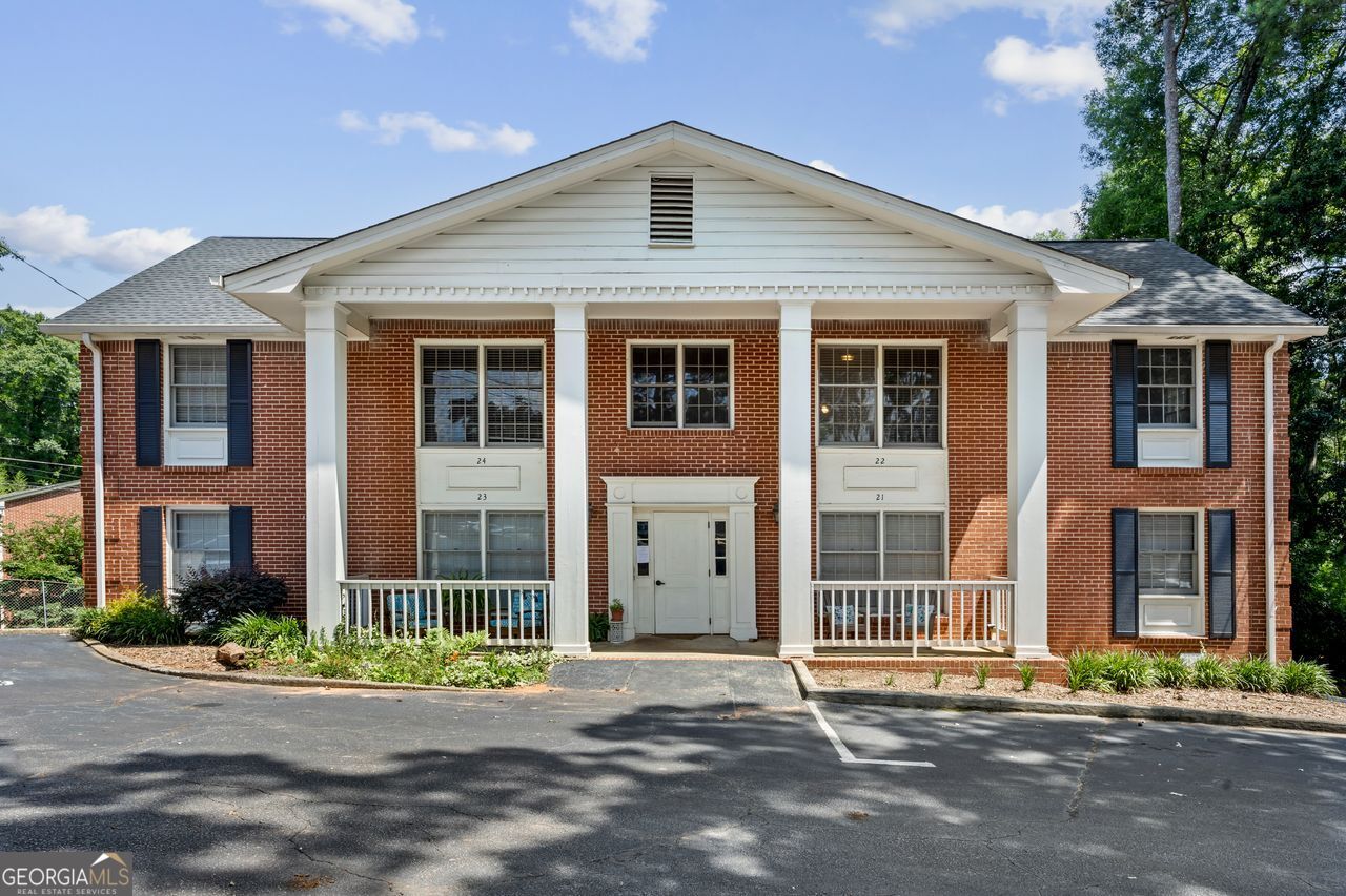 135 Hill Street, Unit 22 Decatur, GA 30030 - Photo 22 of 36 Gallery Image 22