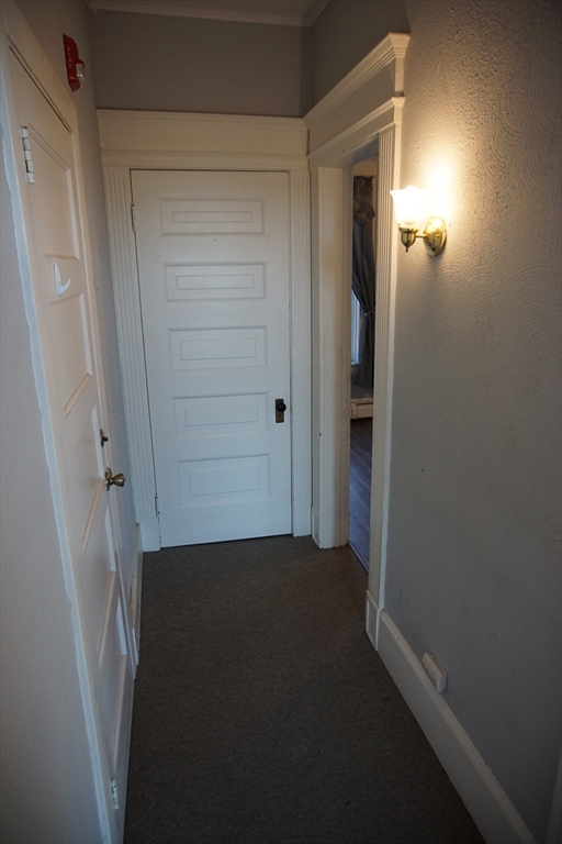 495 Appleton Street, Unit 2R Holyoke, MA 01040 - Photo 5 of 18