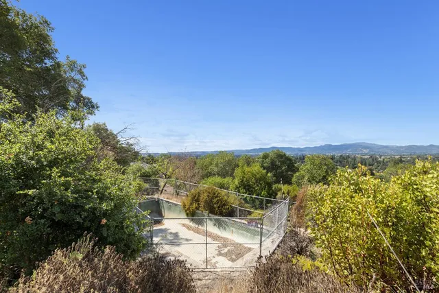 $585,000 | 2277 Monticello Road, Napa, CA 94558