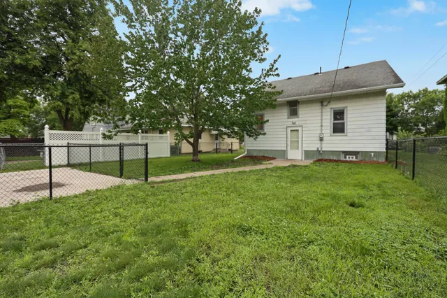 $250,000 | 730 13th Avenue South, St. Cloud, MN 56301