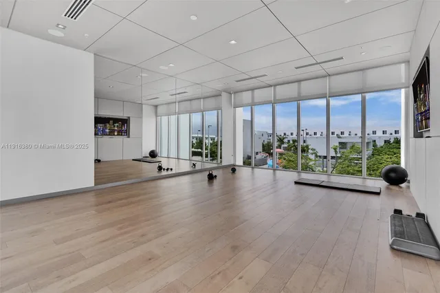 $598,000 | 10305 Northwest 63rd Terrace, Unit 105, Doral, FL 33178