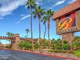 $975 | 5040 Indian River Drive, Unit 417, Las Vegas, NV 89103