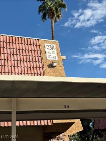 $950 | 5040 Indian River Drive, Unit 417, Las Vegas, NV 89103