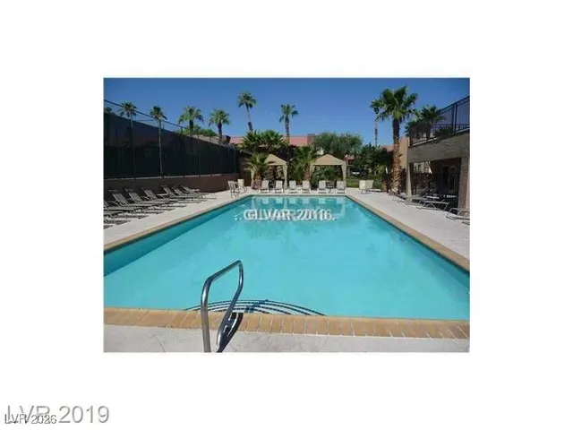 $975 | 5040 Indian River Drive, Unit 417, Las Vegas, NV 89103