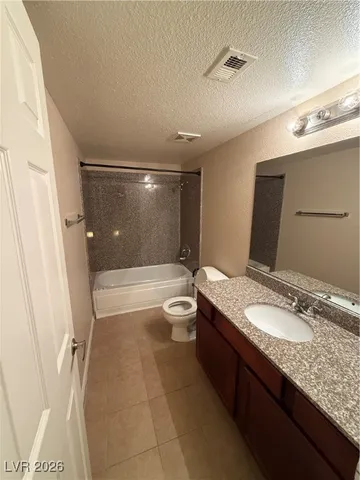 $975 | 5040 Indian River Drive, Unit 417, Las Vegas, NV 89103