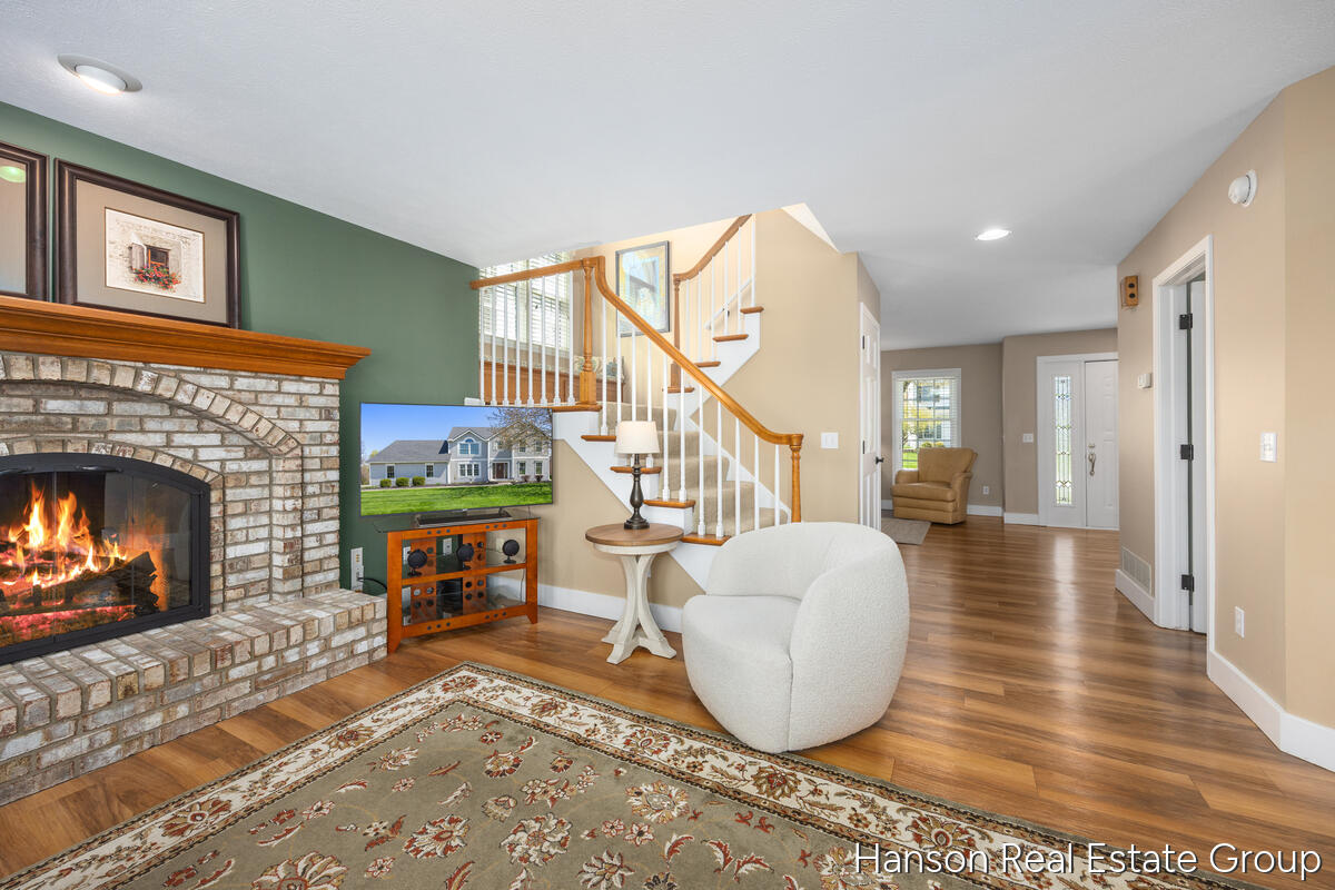 1716 Riva Ridge Drive Southeast Grand Rapids, MI 49546 - Photo 6 of 40 1716-Riva_006