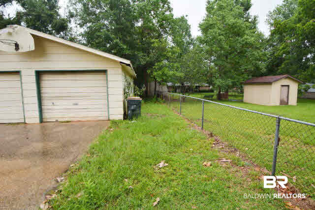 6970 Ching Lynch Road Mobile, AL 36618 - Photo 3 of 25