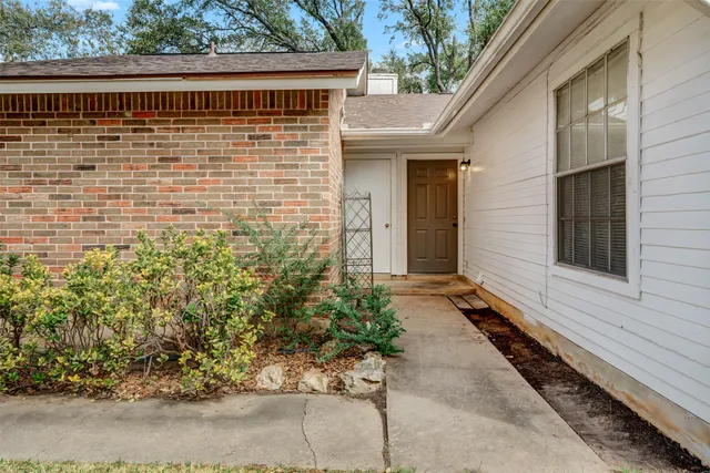 $1,400 | 8007 Clydesdale Drive, Unit B, Austin, TX 78745