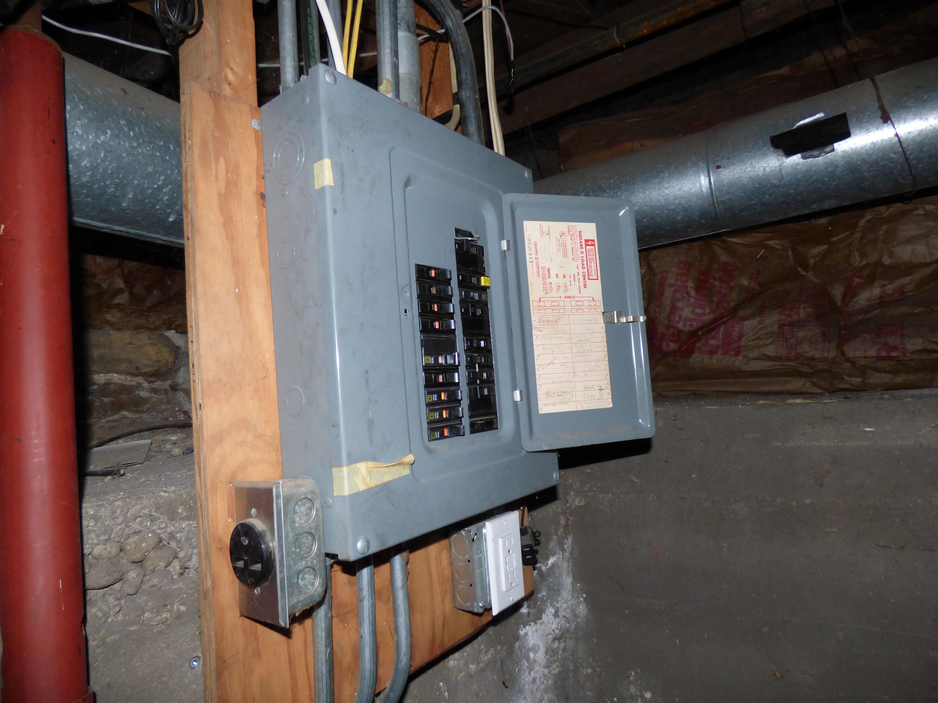 827 Garfield Avenue Beloit, WI 53511 - Photo 19 of 29