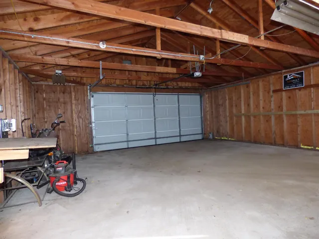 $139,900 | 827 Garfield Avenue, Beloit, WI 53511