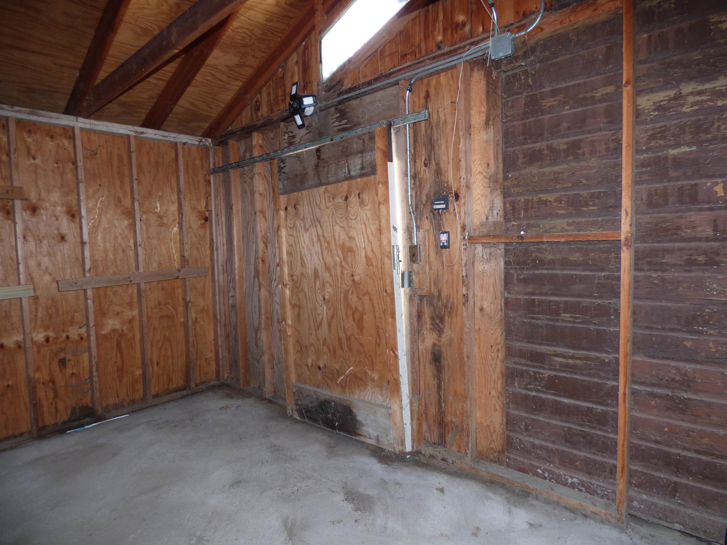 827 Garfield Avenue Beloit, WI 53511 - Photo 25 of 29