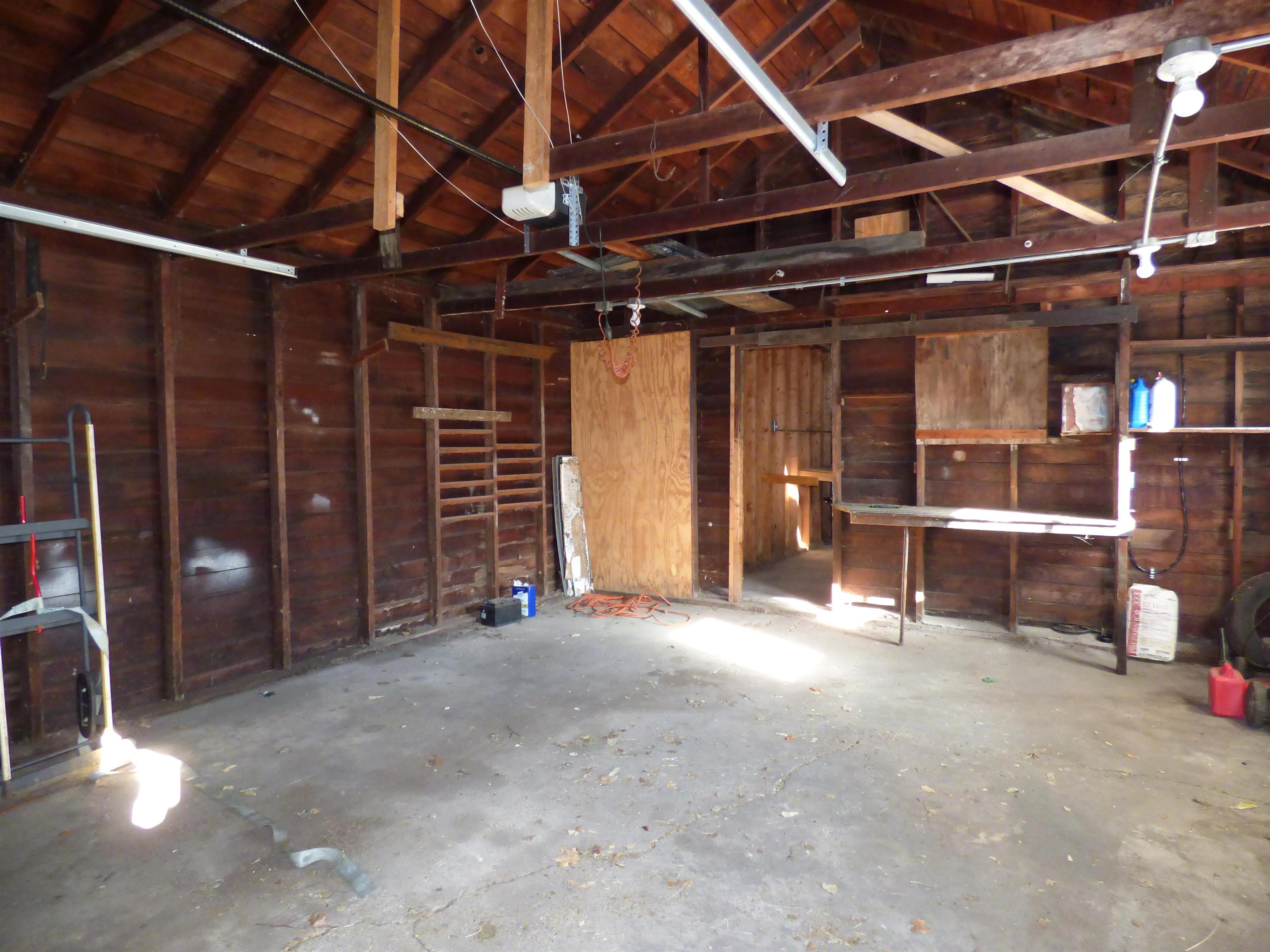 827 Garfield Avenue Beloit, WI 53511 - Photo 27 of 29