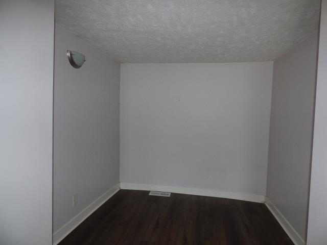 827 Garfield Avenue Beloit, WI 53511 - Photo 9 of 29