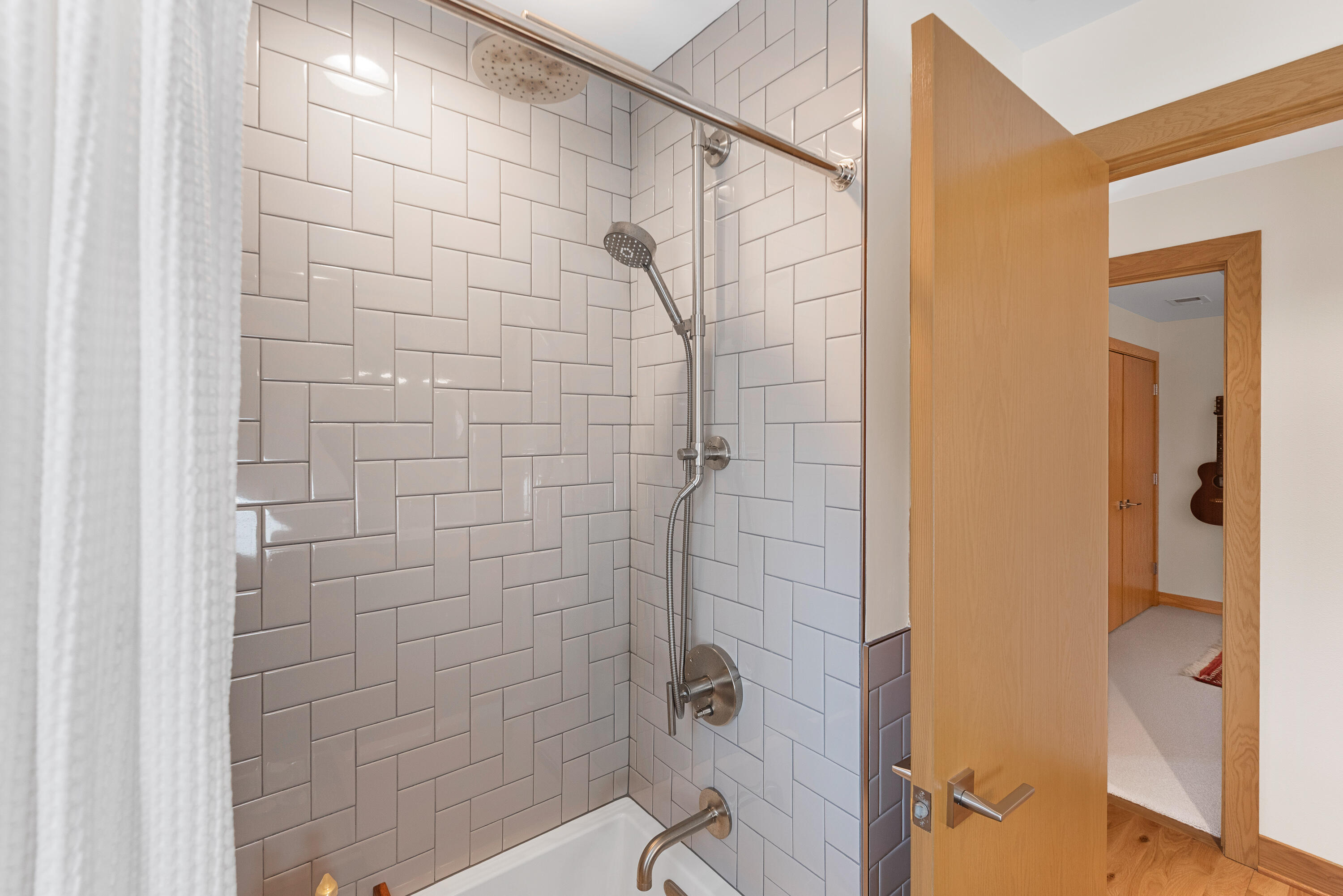 1434 East Brown Deer Road Bayside, WI 53217 - Photo 48 of 64 Bath 3 on upper