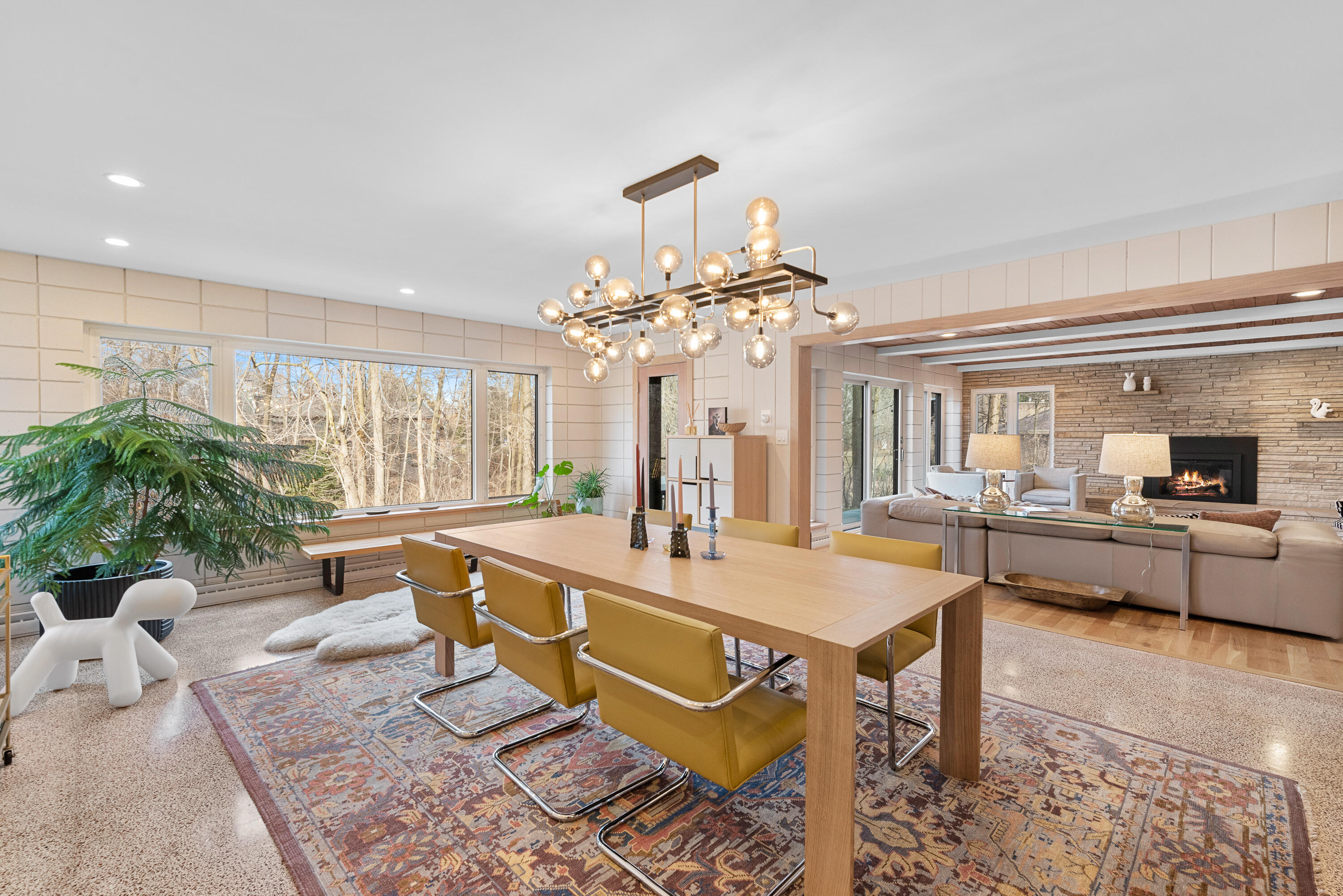 1434 East Brown Deer Road Bayside, WI 53217 - Photo 7 of 64 Large DR