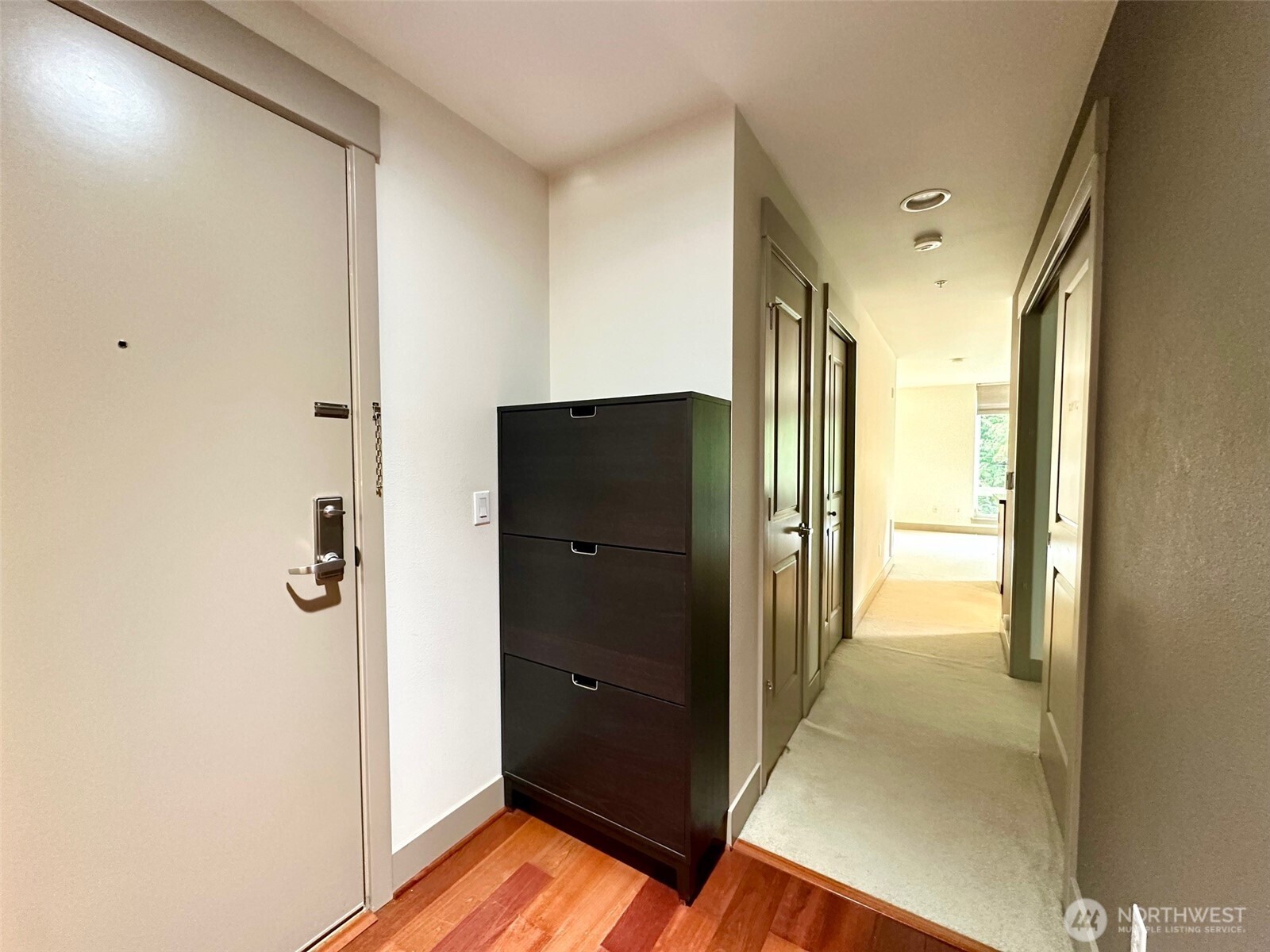 4547 8th Avenue Northeast, Unit 306 Seattle, WA 98105 - Photo 19 of 27