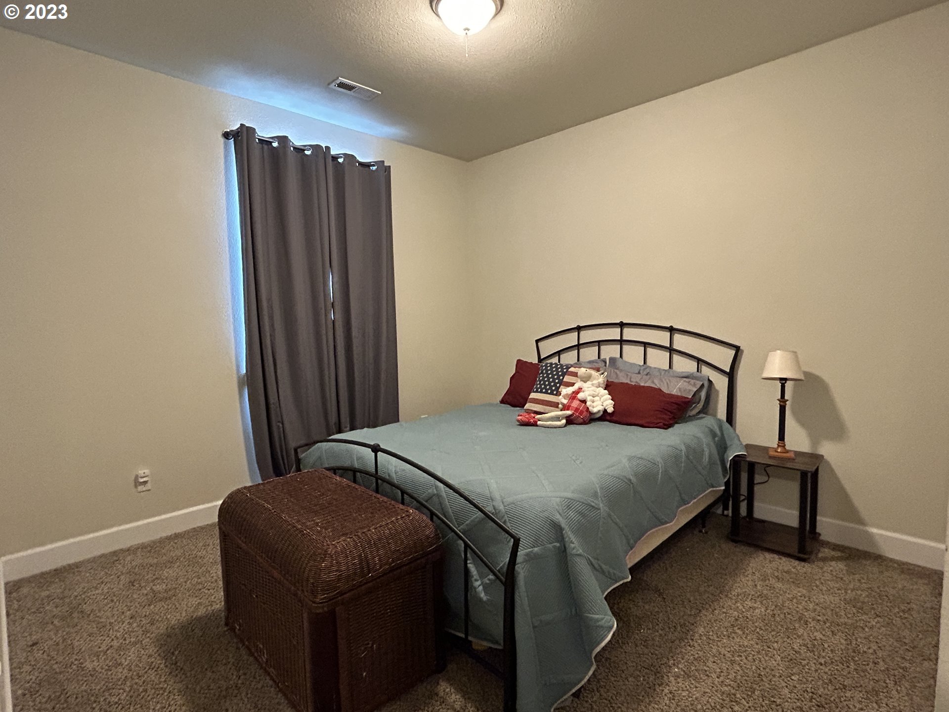 680 Southside Road Sutherlin, OR 97479 - Photo 16 of 28 Bedroom
