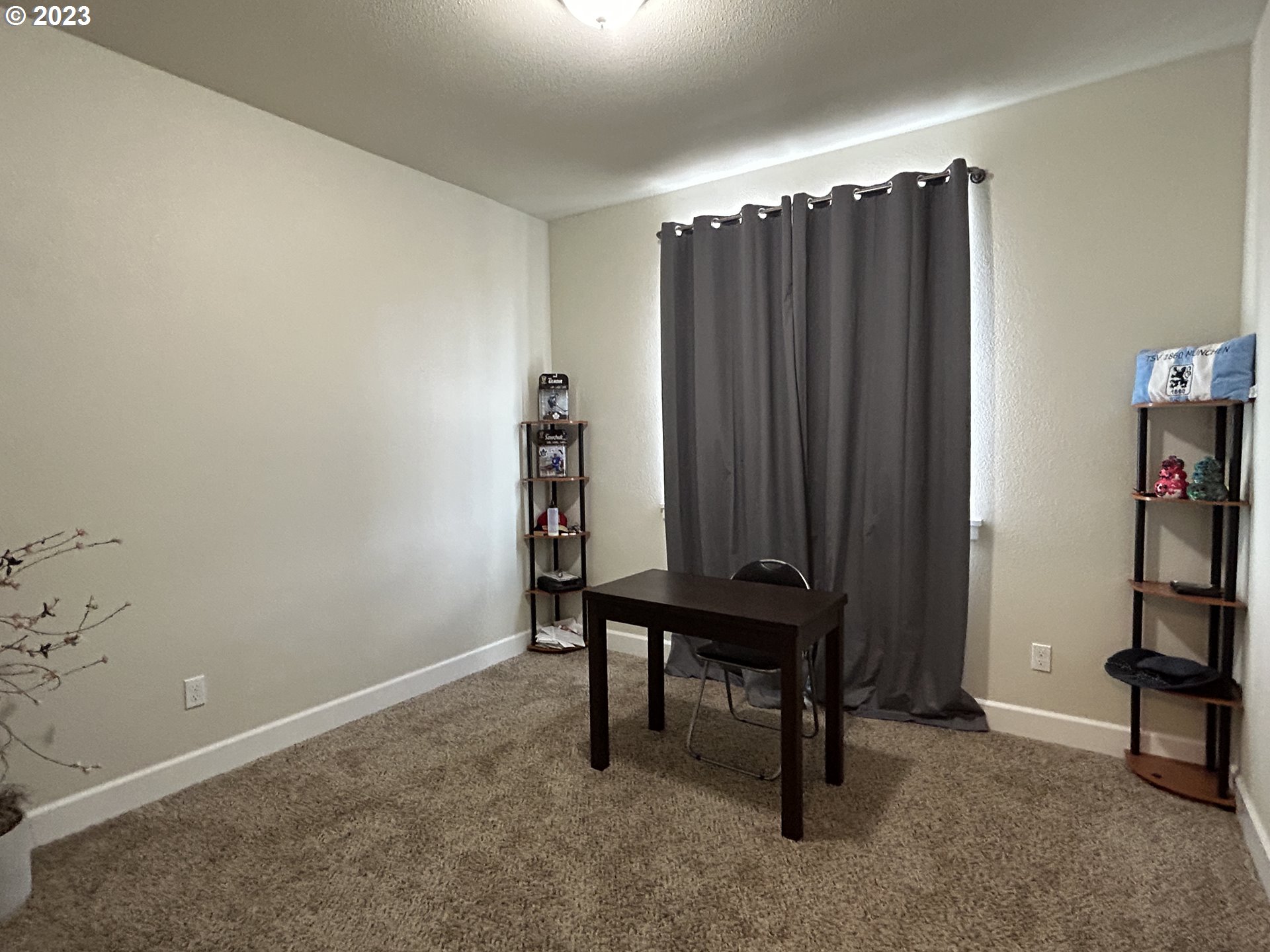 680 Southside Road Sutherlin, OR 97479 - Photo 18 of 28 Bedroom