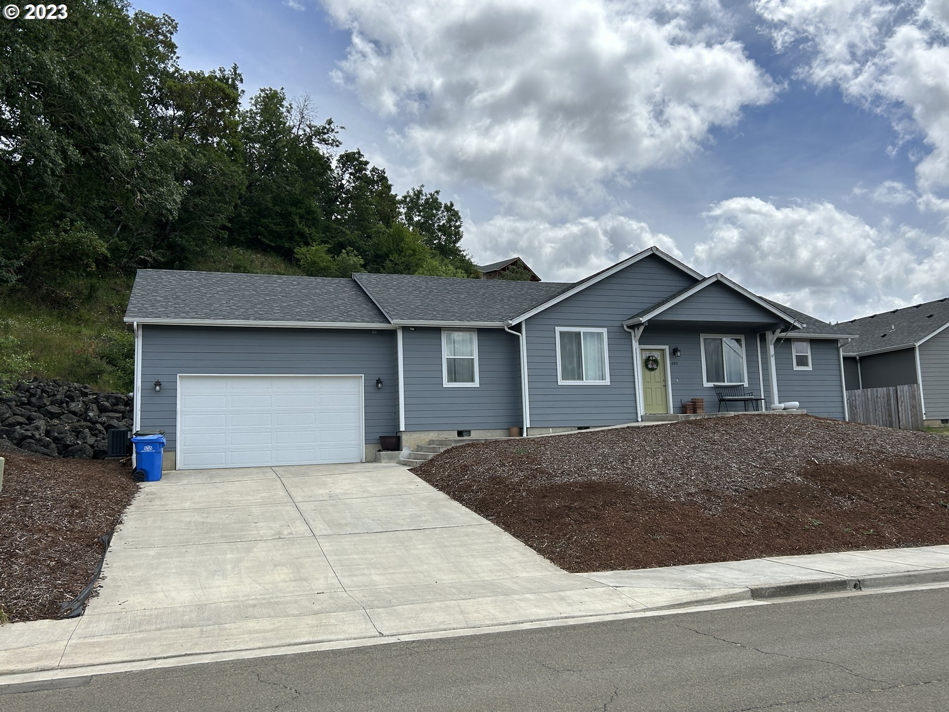 680 Southside Road Sutherlin, OR 97479 - Photo 2 of 28 Gallery Image 2
