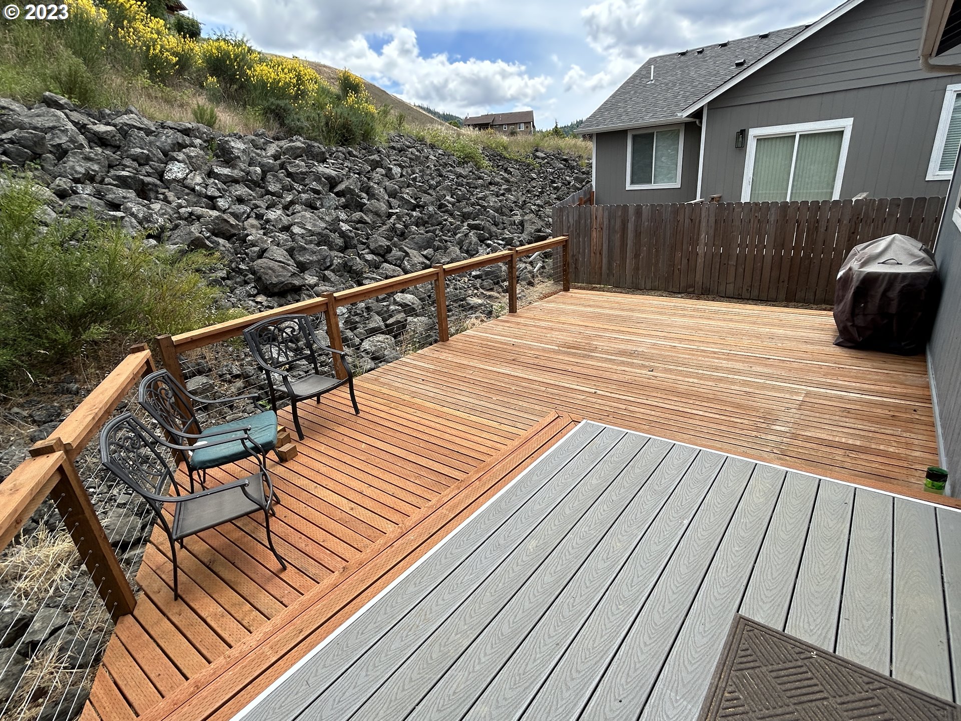 680 Southside Road Sutherlin, OR 97479 - Photo 23 of 28 Deck