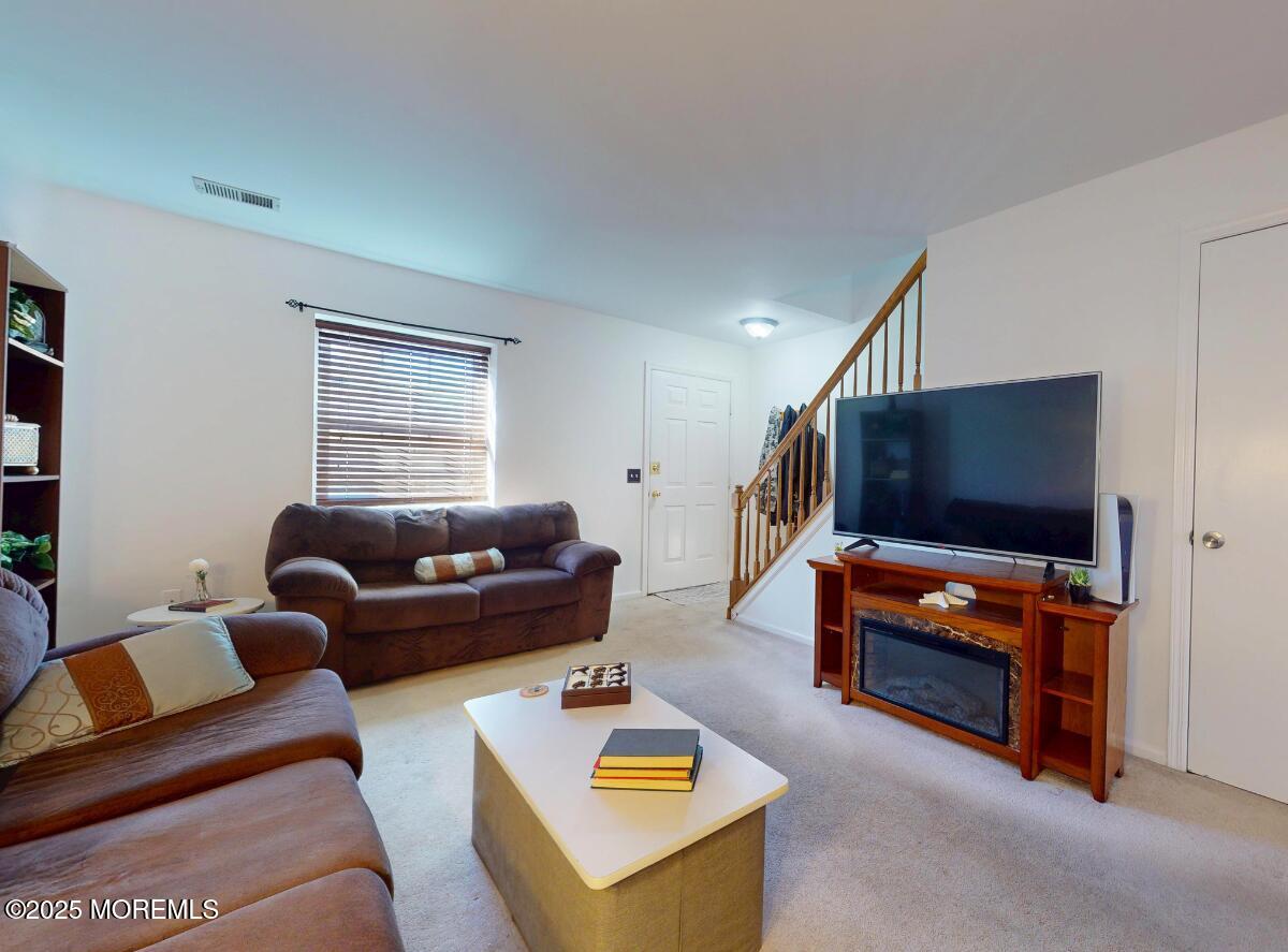 1124 Sawmill Road Brick, NJ 08724 - Photo 8 of 28 Living 2
