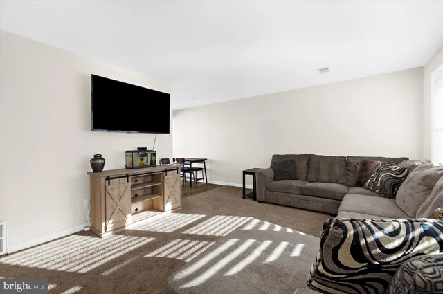 $315,000 | 2 Woods Avenue, Glen Burnie, MD 21061