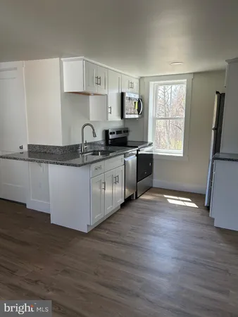 $1,650 | 152 North Walnut Street, Kennett Square, PA 19348