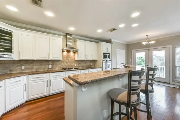 $850,000 | 3100 Massengale Lane, Webster, TX 77598