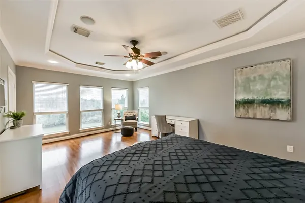 $850,000 | 3100 Massengale Lane, Webster, TX 77598