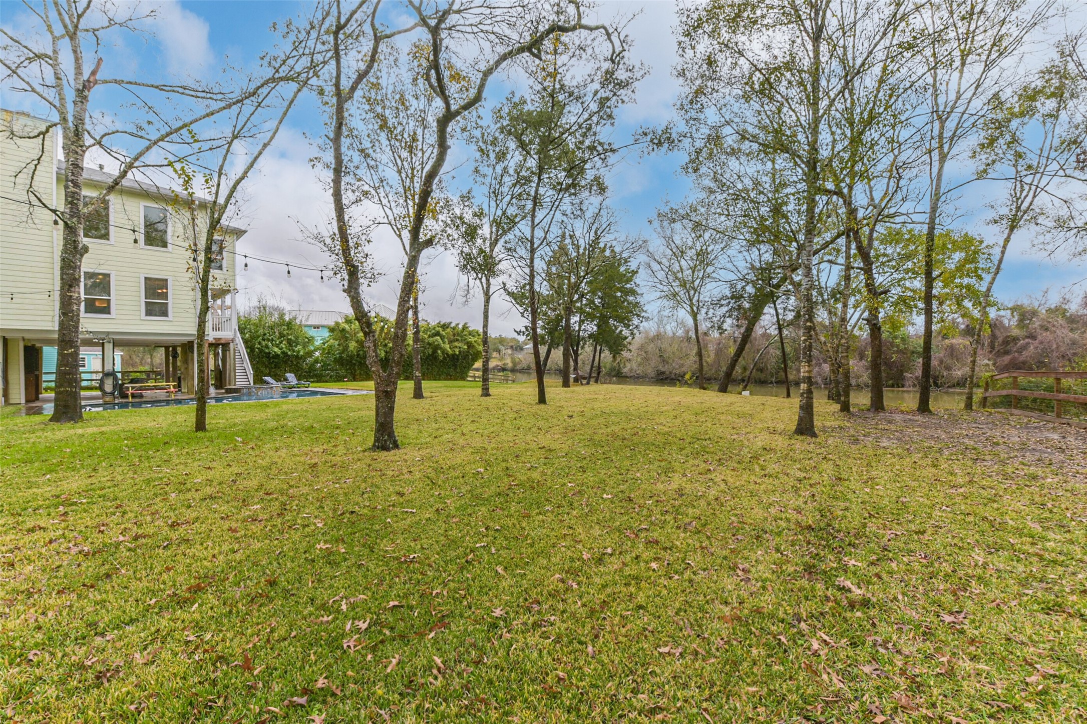 3100 Massengale Lane Webster, TX 77598 - Photo 31 of 32