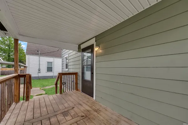 $340,000 | 1309 East Oak Street, New Albany, IN 47150