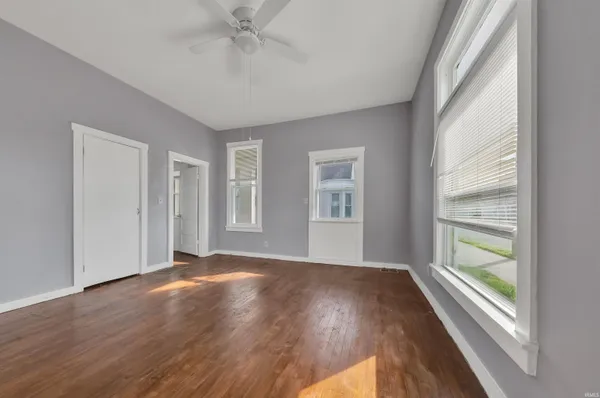 $340,000 | 1309 East Oak Street, New Albany, IN 47150
