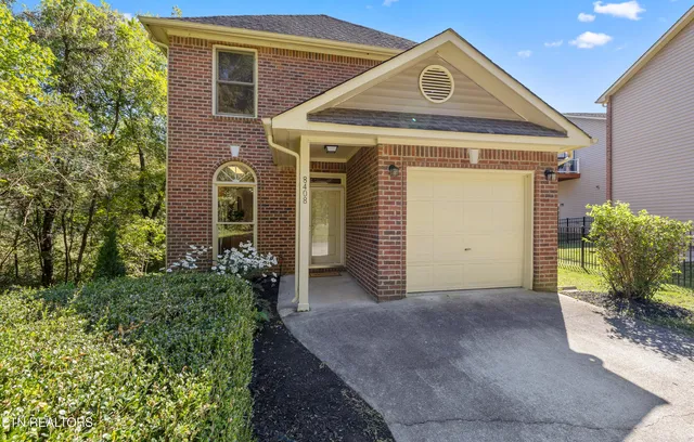 $324,900 | 8408 Woodbend Trail, Knoxville, TN 37919
