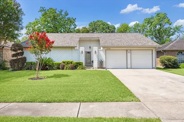 $2,200 | 2784 Forest Point Drive, League City, TX 77573