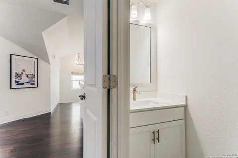 $550,000 | 11202 Vance Jackson Road, Unit 15, San Antonio, TX 78230