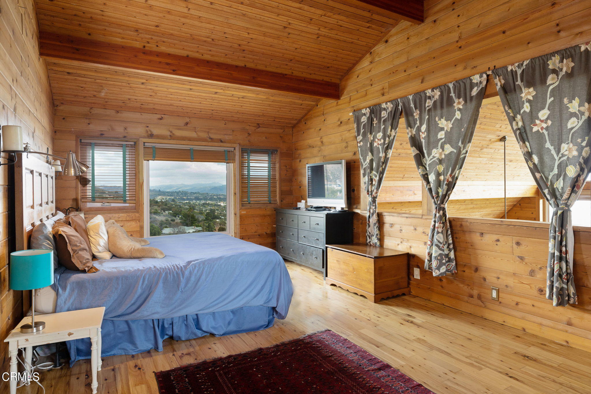 22 Santa Cruz Way Camarillo, CA 93010 - Photo 27 of 58 a bedroom with furniture and large windows