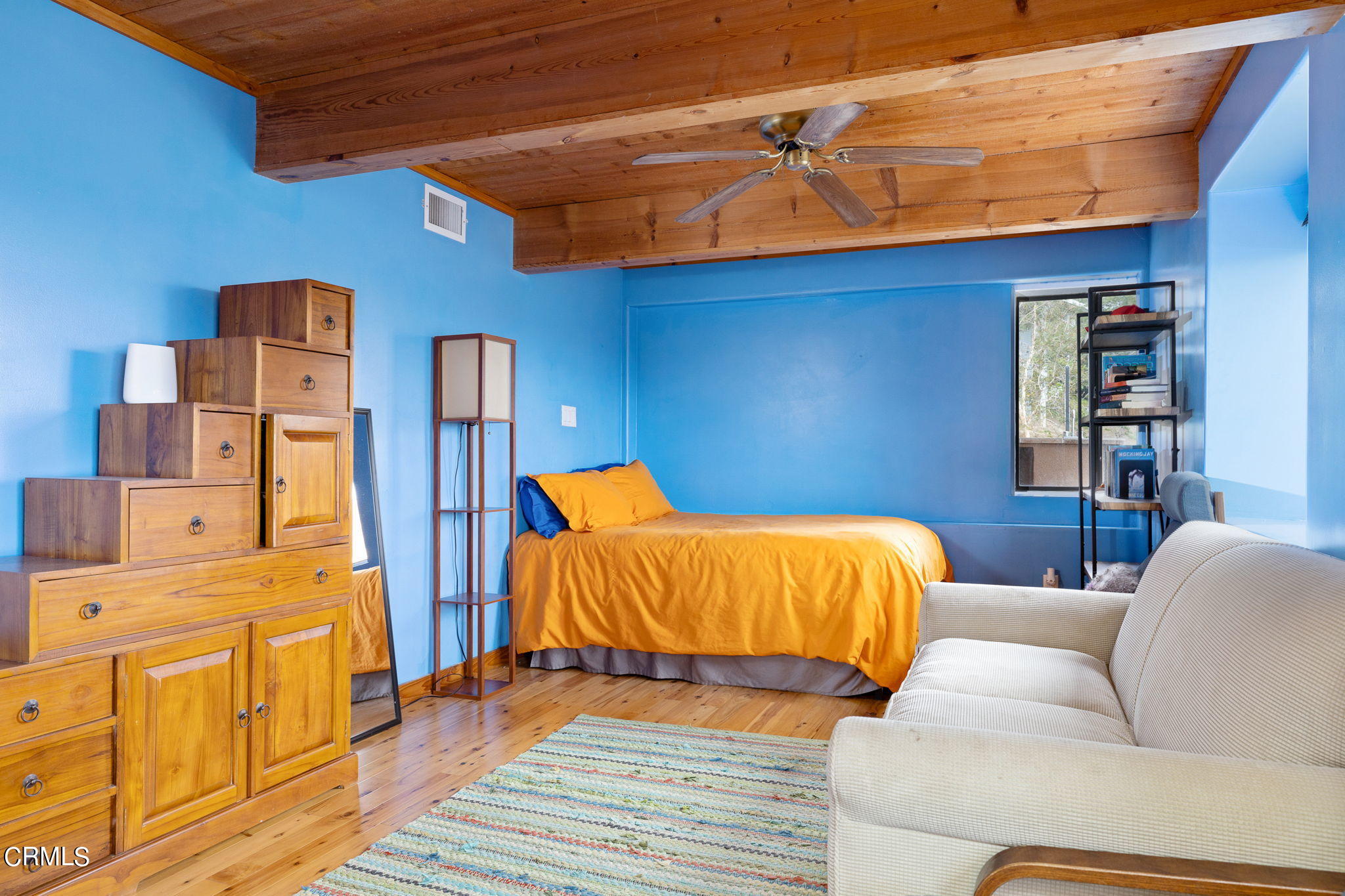 22 Santa Cruz Way Camarillo, CA 93010 - Photo 37 of 58 a bedroom with a bed and lamp