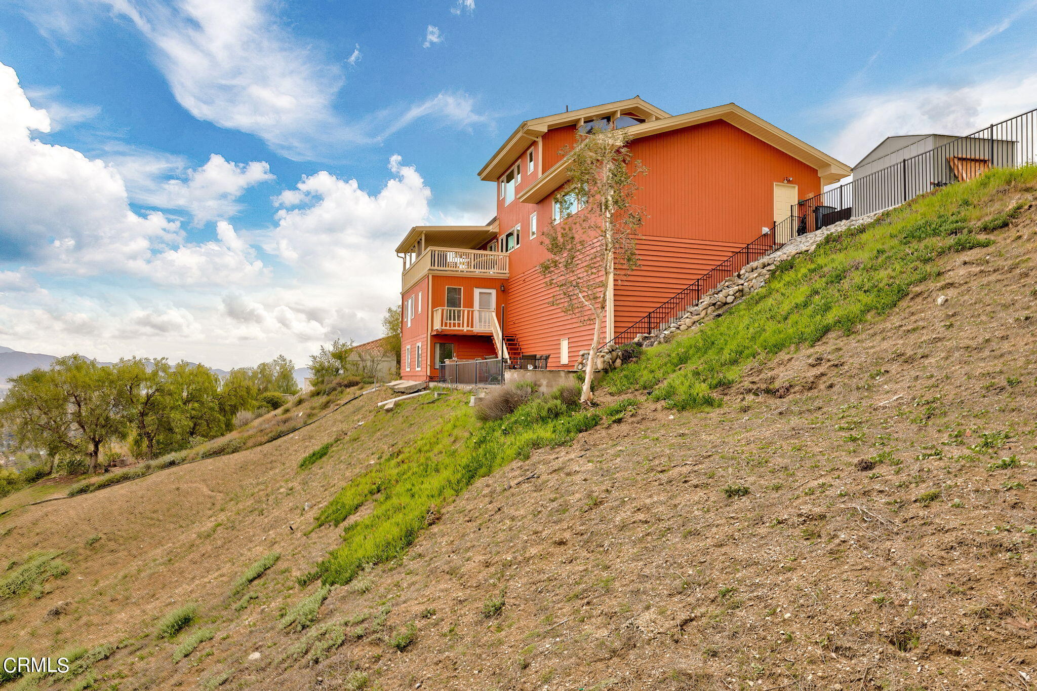 22 Santa Cruz Way Camarillo, CA 93010 - Photo 50 of 58 a front view of a house with a yard