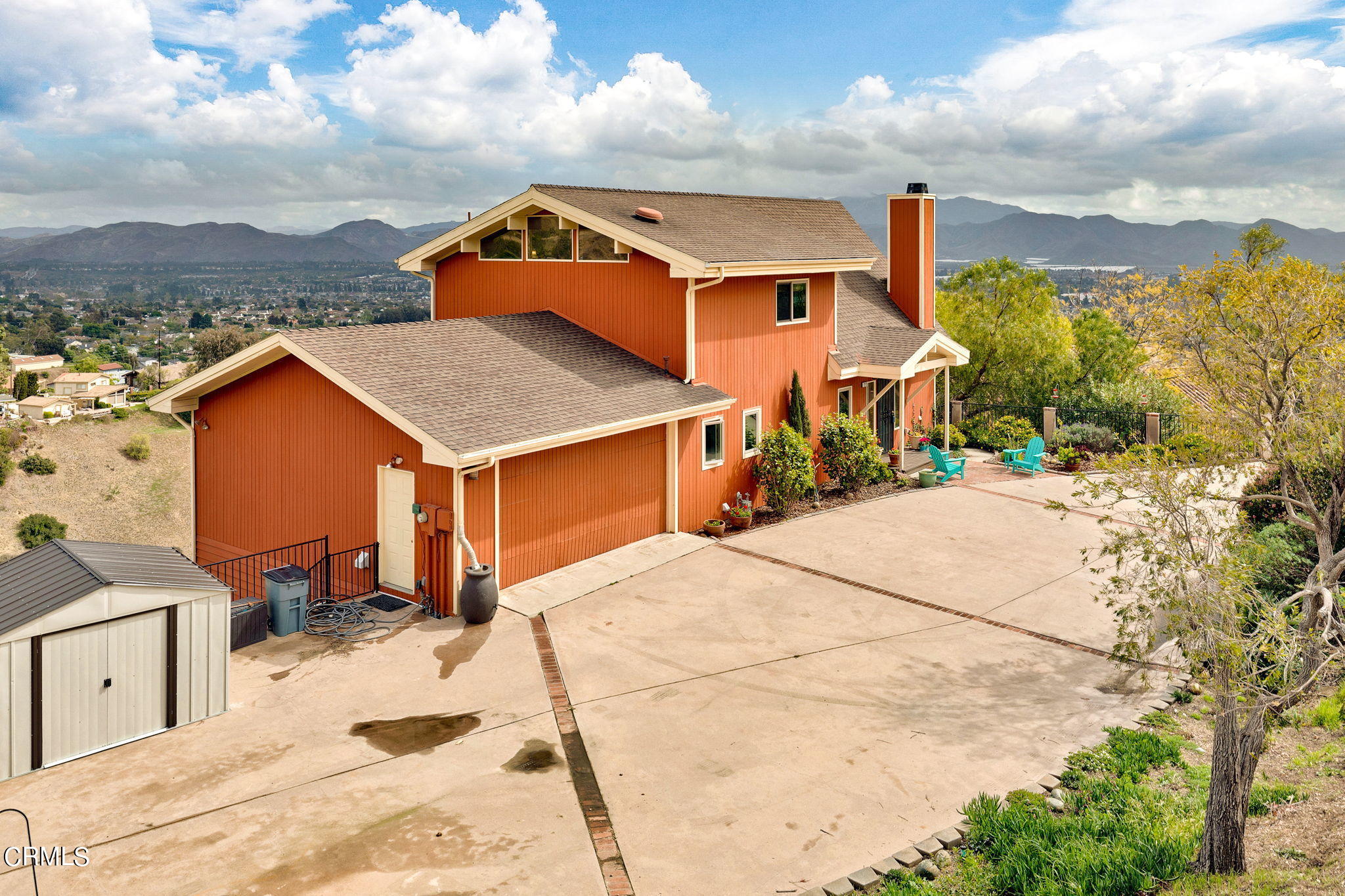 22 Santa Cruz Way Camarillo, CA 93010 - Photo 9 of 58 a view of a house with a outdoor space