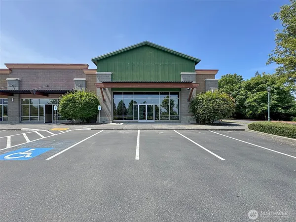 $4,345 | 1400 West Washington Street, Unit 101, Sequim, WA 98382
