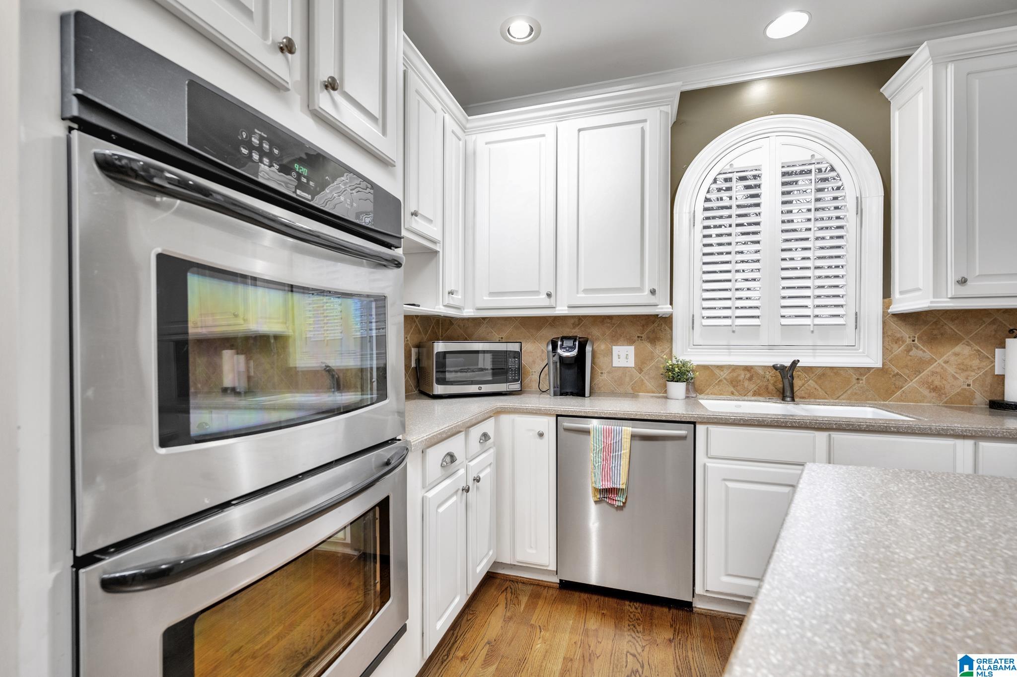 1005 Oak Tree Road Birmingham, AL 35244 - Photo 4 of 35